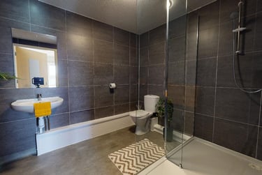 iQ Student Quarter Student Halls, Seaford Road, City Centre, Salford, M6 6FN - Image 5